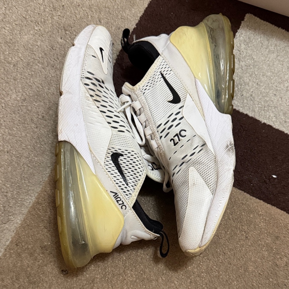 Nike women White Running Shoe with Black Collar and Yellow Heel 270